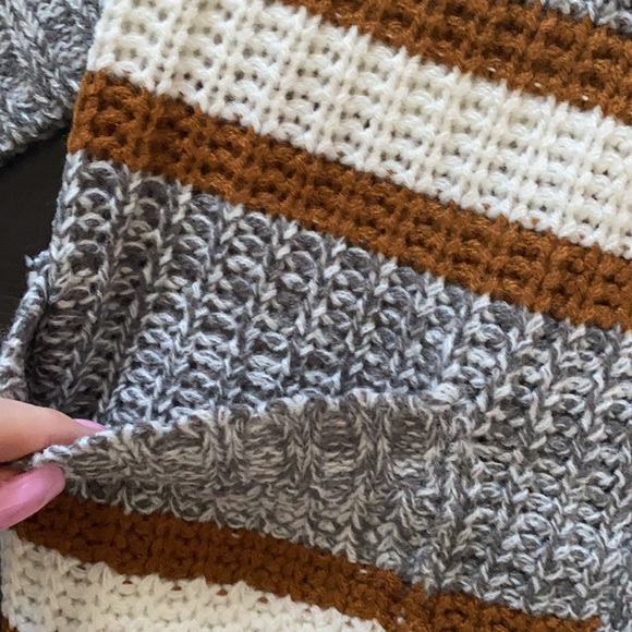 NWT Dry Goods cardigan - Picture 2 of 3